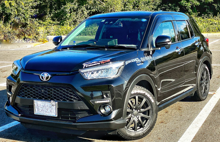 トヨタ・ライズの左フロントビュー