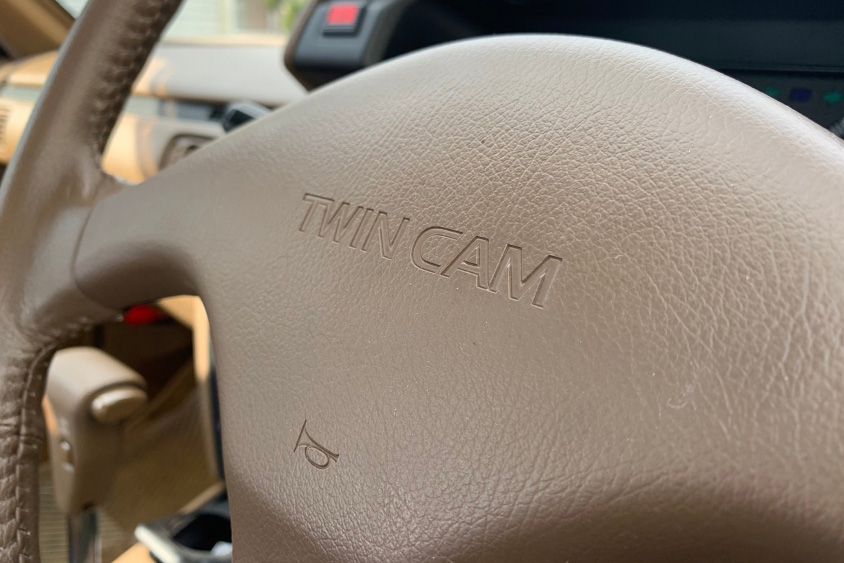 トヨタ・カムリ(2代目)のホーンパッド