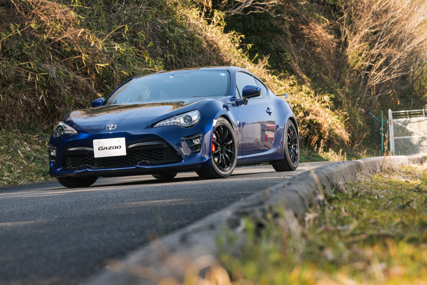 やりすぎない程度がちょうどいい。新車購入した86(ZN6)を自分仕様に