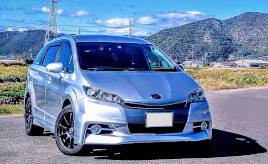 もはやトヨタ・ウィッシュは体の一部!?　運転席から眺める景色は家族との最高の思い出に