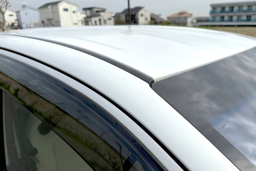 スズキ・アルトバンのAピラー