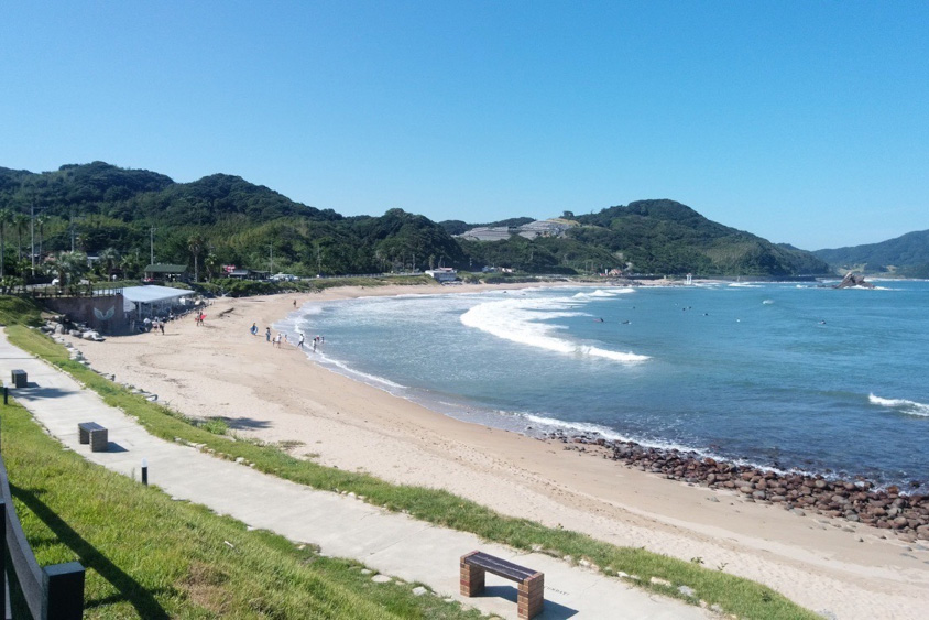 福岡県の糸島のビーチ