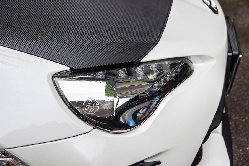 トヨタ・86のヘッドライト