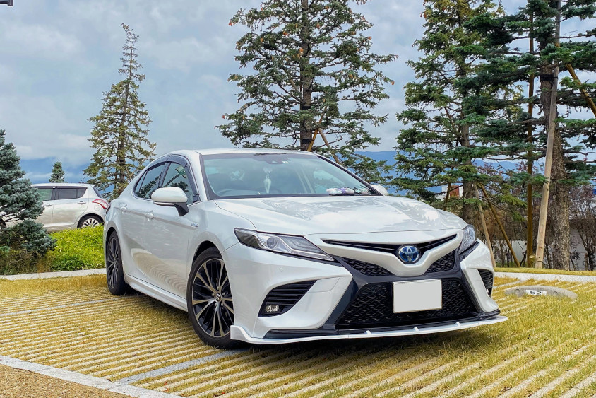 トヨタ・カムリのフロントビュー