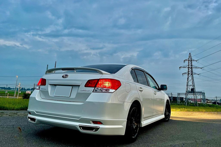 スバル・レガシィのリヤビュー