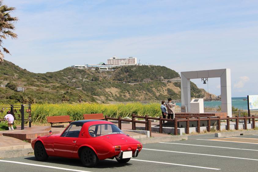 トヨタ・トヨタスポーツ800（ヨタハチ）と景色