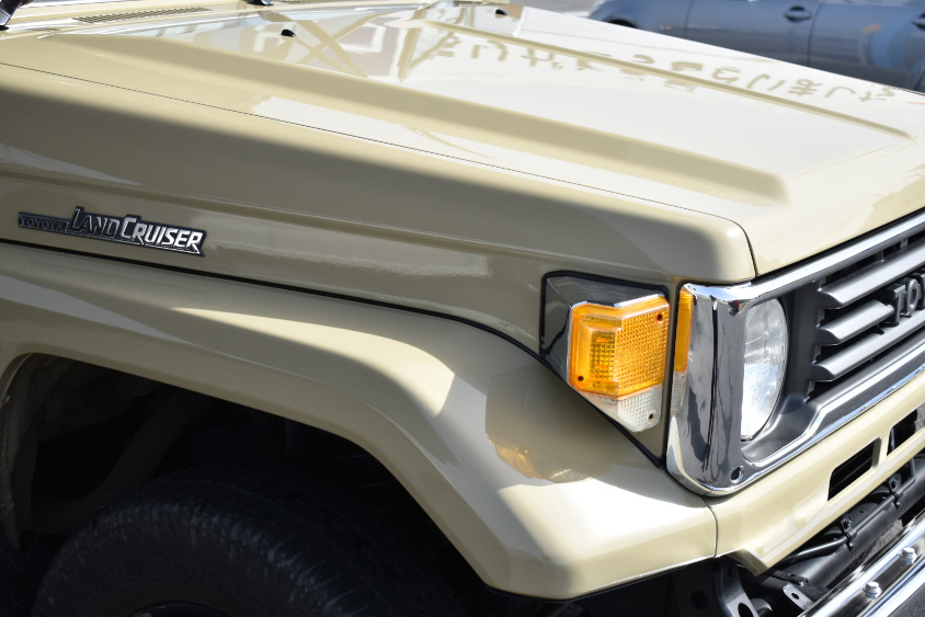 トヨタ・ランドクルーザー70のフロント