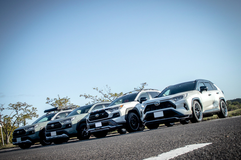 トヨタ・RAV4のオフ会の様子