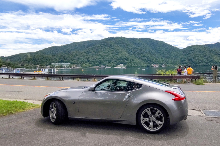 日産・フェアレディZの左サイド