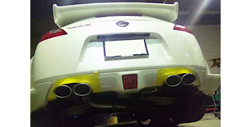 日産・フェアレディZ（Z34）のマフラー
