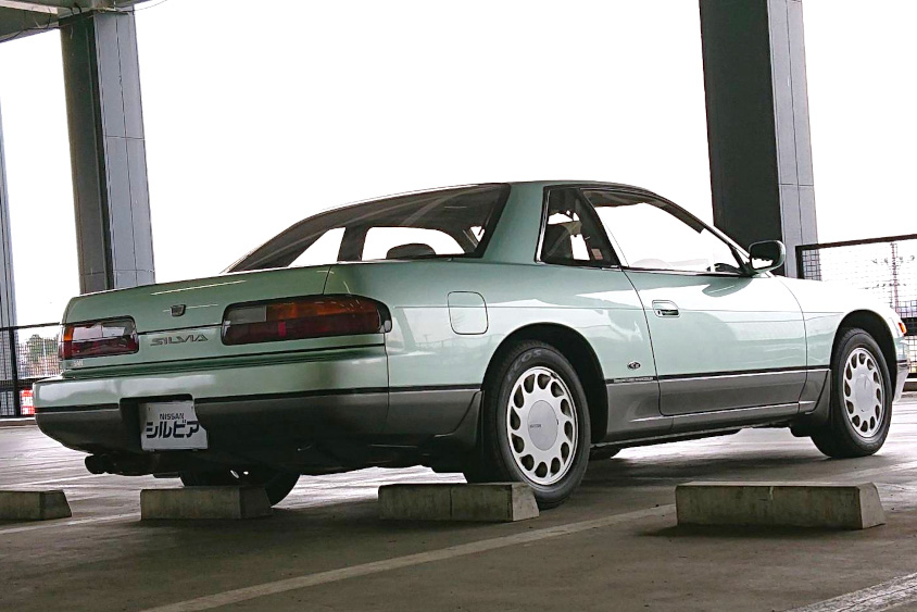 日産・シルビア（S13）の右リヤビュー