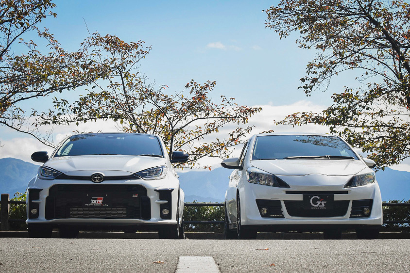 トヨタ・GRヤリスとヴィッツG’sの正面