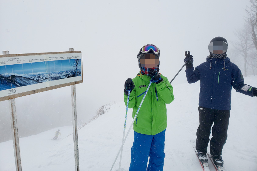 レヴォーグ乗りのスキーヤーさんのお子さん