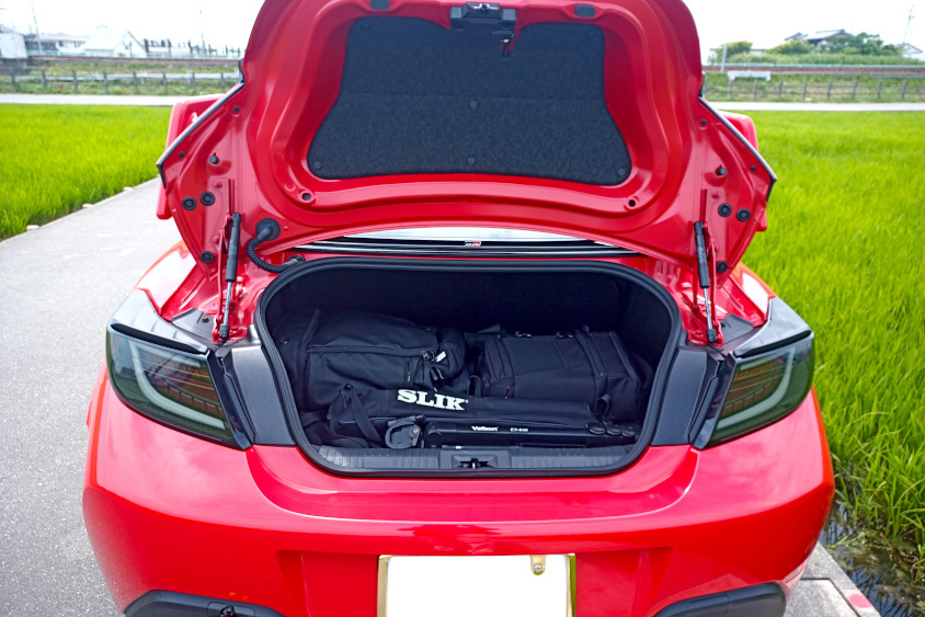 トヨタ・GR86のラゲッジルーム