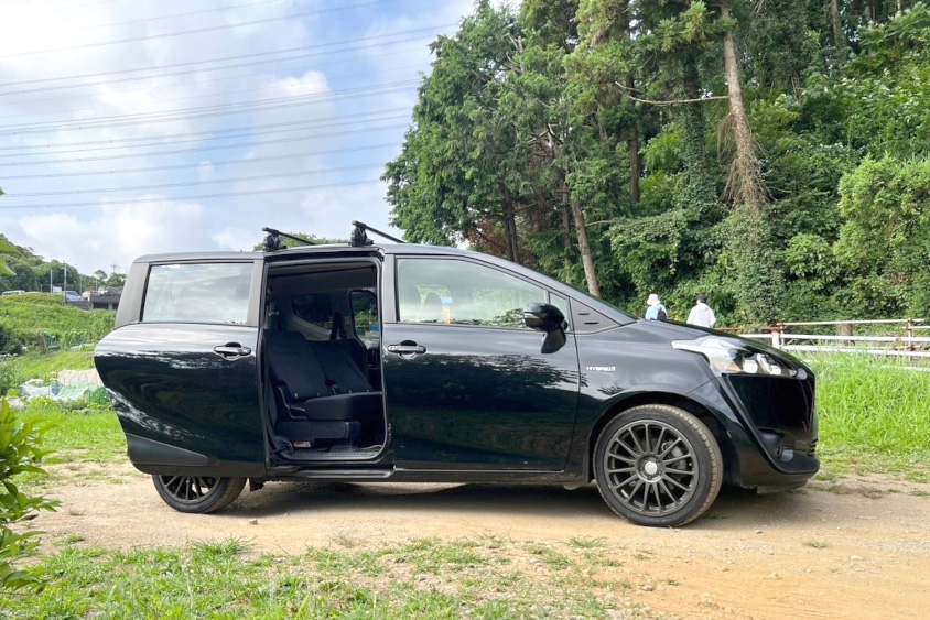 トヨタ・シエンタのスライドドア