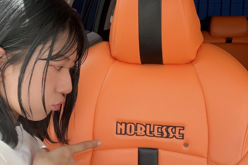 トヨタ・RAV4に装着したNOBLESSEのシートカバー