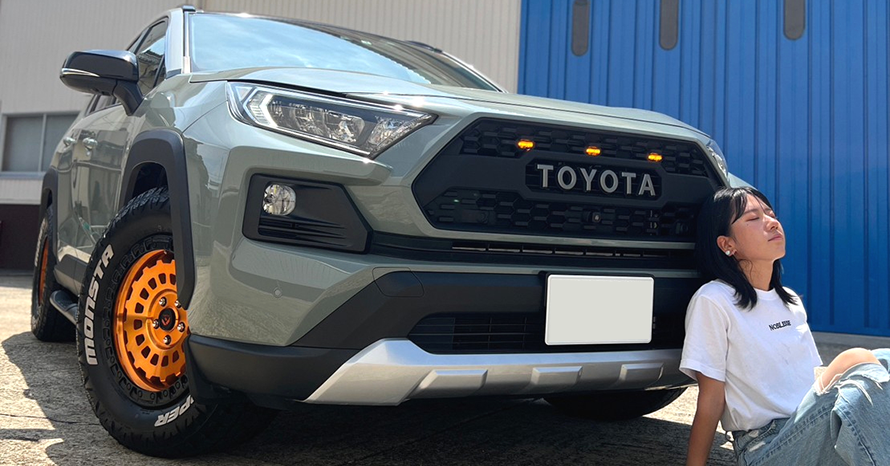 YouTubeがきっかけでクルマ好きに！私が選んだのはRAV4！！ | クルマ  