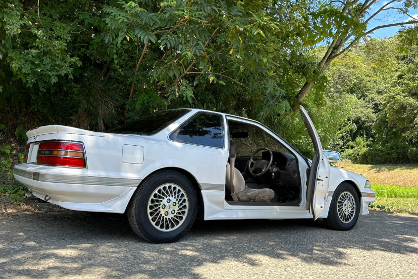 2ドアクーペのトヨタ・ソアラ