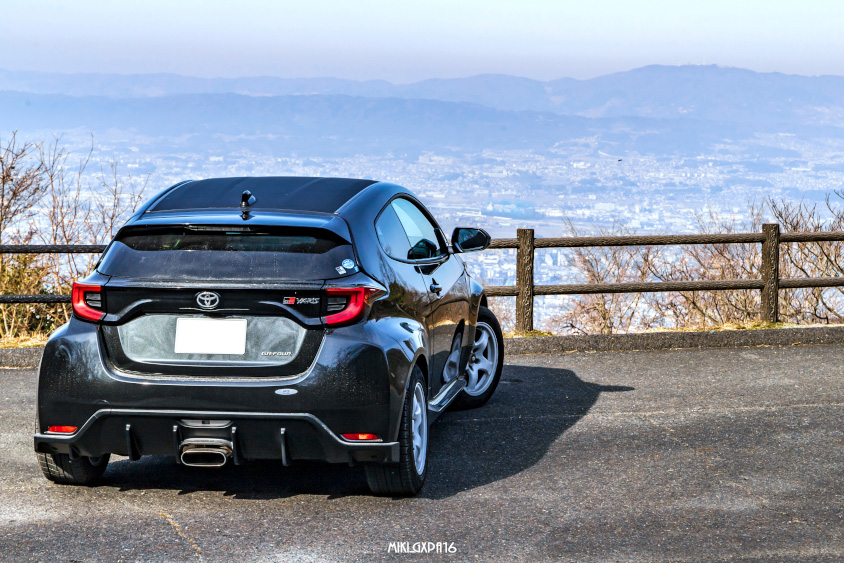トヨタ・GRヤリスと奈良奥山ドライブウェイの高円山コース