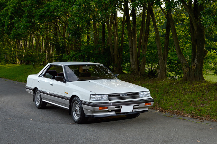 日産スカイラインHR31前期型