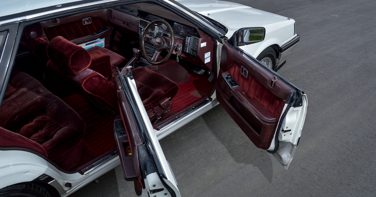 大学生が見つけた30万円の名車、日産 スカイラインHR31前期型 | クルマ