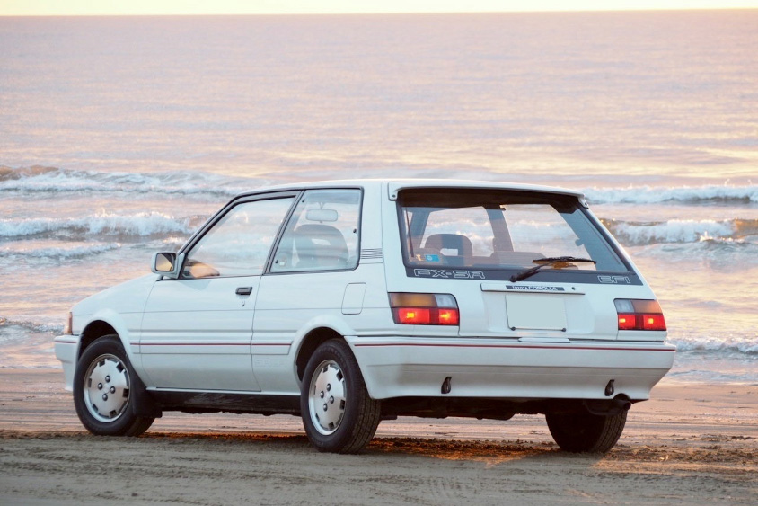 トヨタ・カローラFX-SRのリヤ