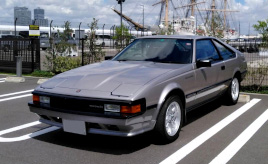 セリカXXの大人の雰囲気に憧れた青年が、いつしか若い世代の旧車乗りをバックアップ