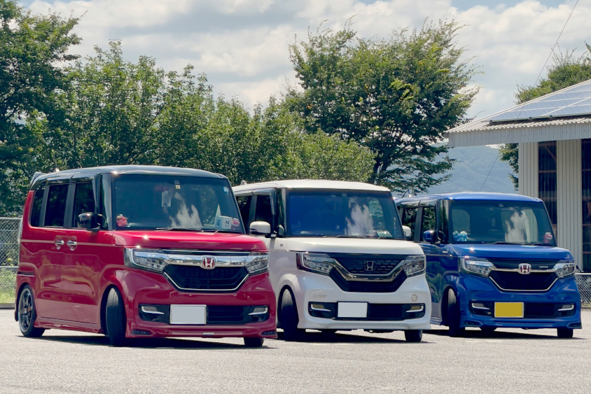 3台並ぶホンダ・N-BOX