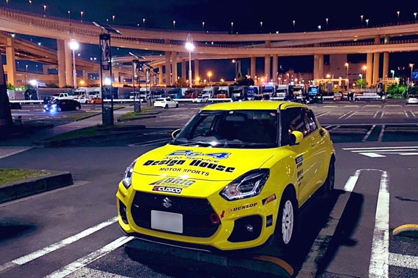 スズキ・スイフトスポーツと大黒ふ頭