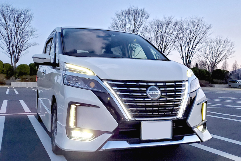 日産・セレナフロントダイナミックパックのエアロ