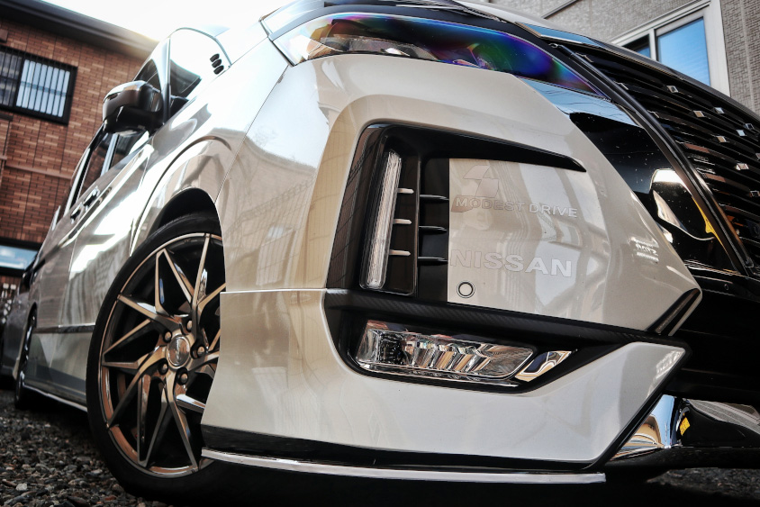 日産・セレナの自作ステッカー