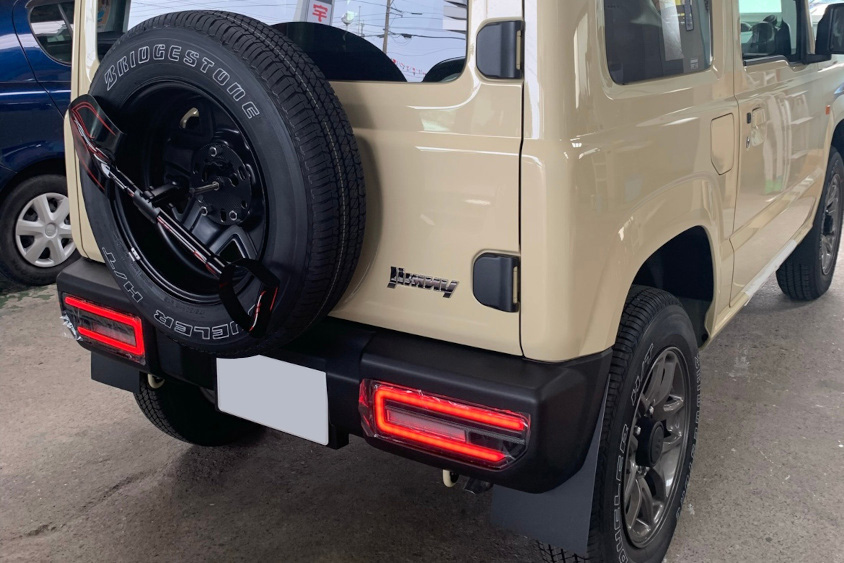 スズキ・ジムニーのテールランプ