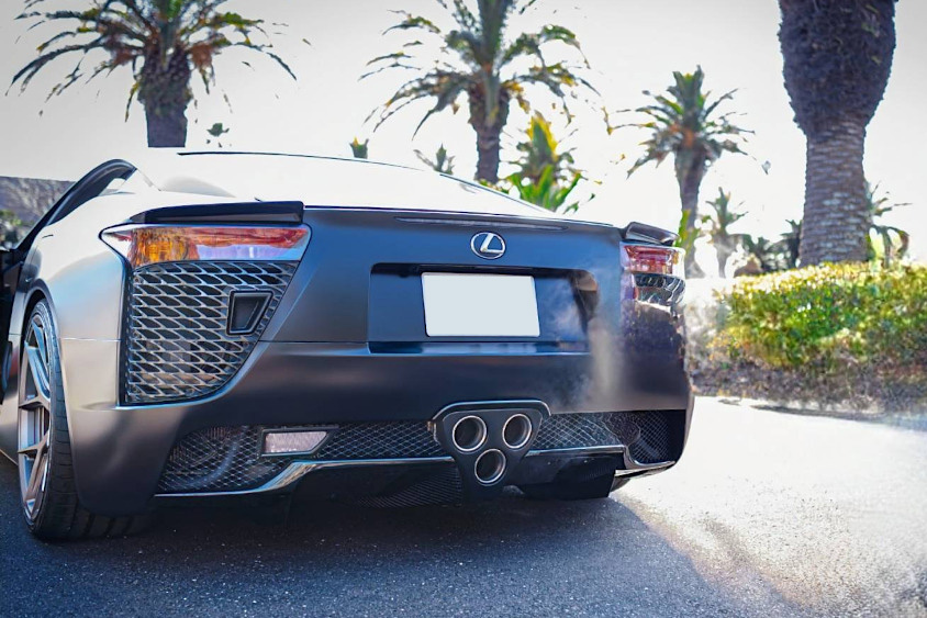 レクサス・LFAのマフラー