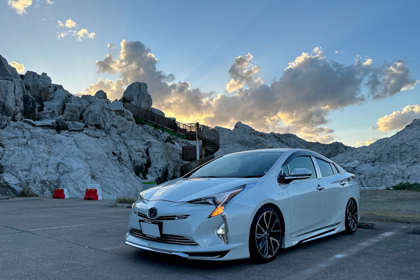 トヨタ・プリウス(50系)