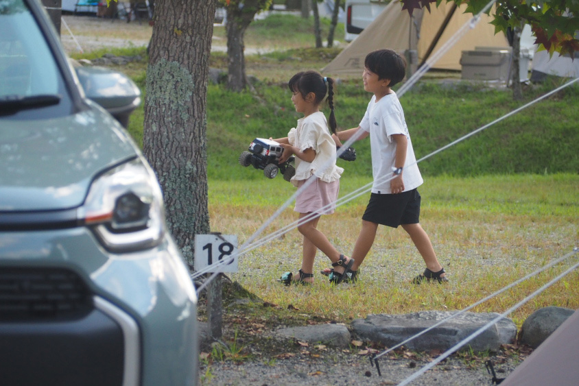 トヨタ・シエンタと子供たち