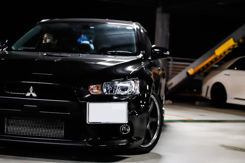 三菱・ランサーエボリューションⅩの正面