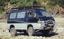 2ヶ月の車中泊旅もなんのその。三菱 デリカスターワゴンは夢を叶えてくれる「僕のすべて」