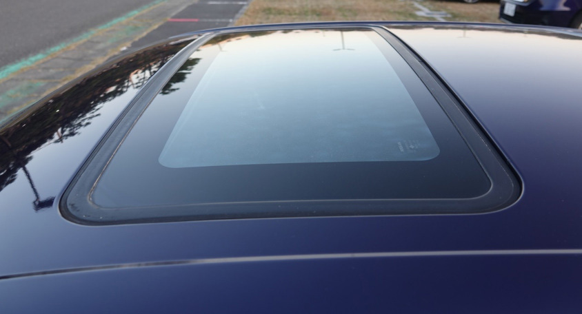 日産・R33スカイラインGTS25tのサンルーフ