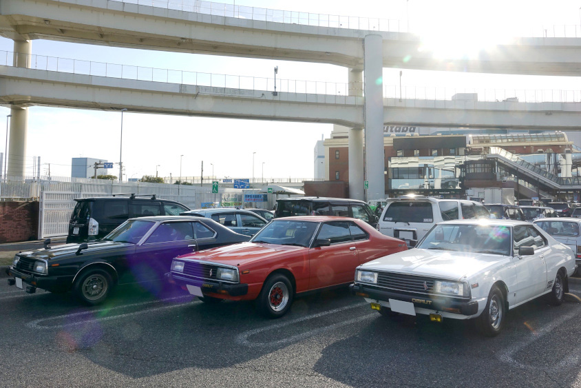 大黒ふ頭に集まる往年のスカイライン