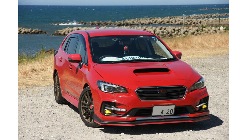 スバル・レヴォーグ