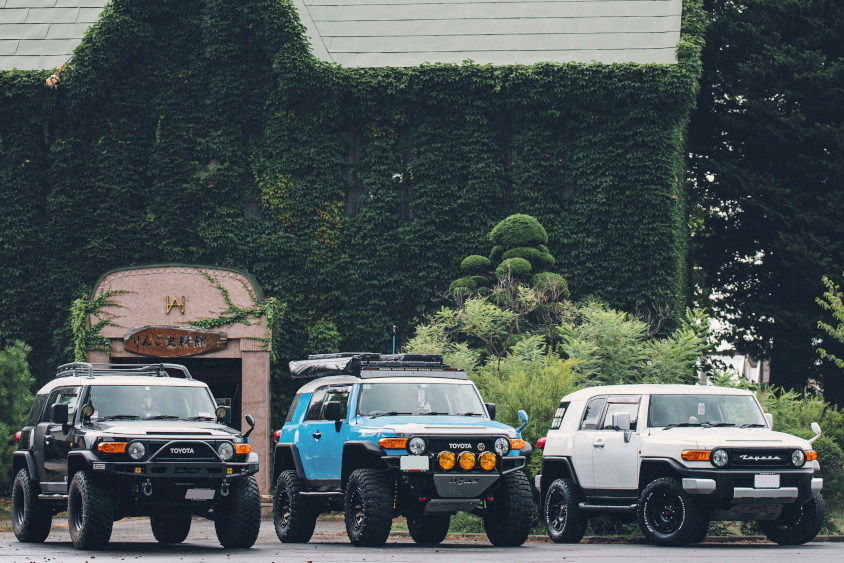 トヨタ・FJクルーザーとりんご史料館