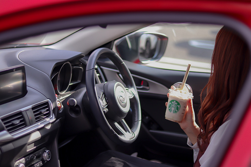 マツダ アクセラ