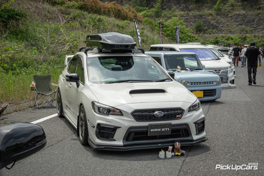 アウトドアでも頼れるスバル WRX STIは、息子と妻との思い出を作ってくれる“4人目の家族” | クルマ情報サイトｰGAZOO.com