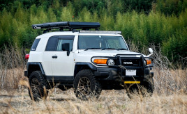 トヨタ FJクルーザーは家族団らんの場所！自分らしく楽しむカスタム＆カーライフ