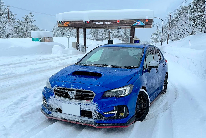 スバル レヴォーグ