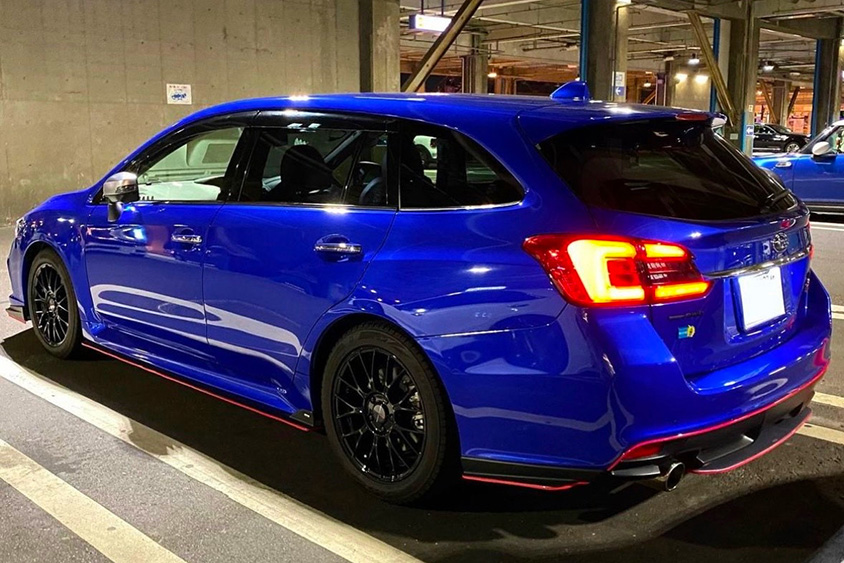 スバル レヴォーグ