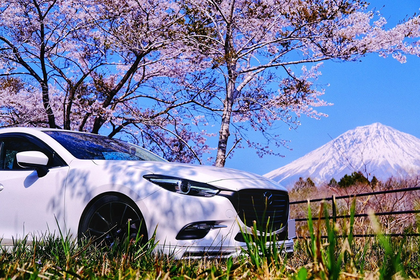 マツダ アクセラセダン