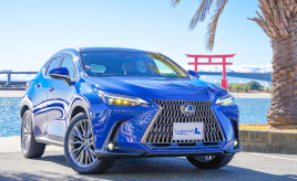 憧れをかたちに！　レクサス NX350hセレスティアルブルーが変えたクルマへの価値観