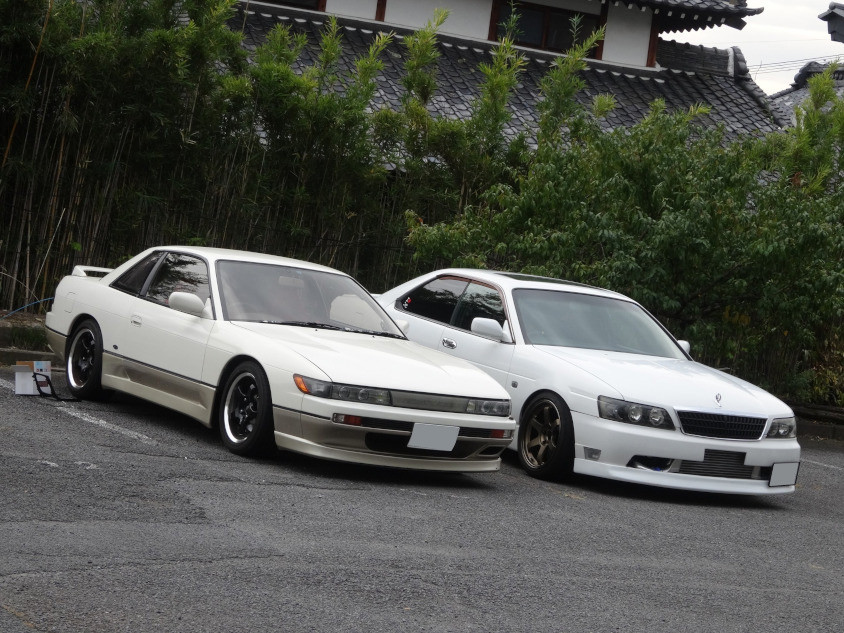 日産・シルビア（S13）とローレル（C35）