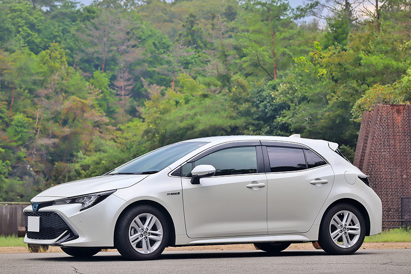 トヨタ カローラスポーツ